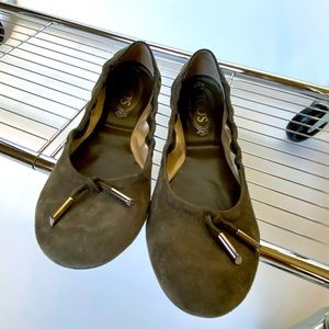 Tod’s ballet flats
